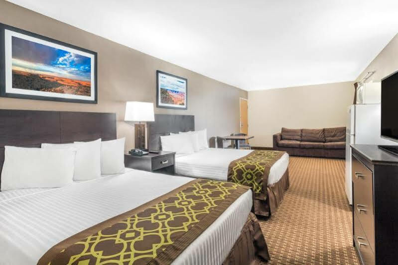 Travelodge By Wyndham Lake Havasu Лейк-Хавасу-Сити Экстерьер фото